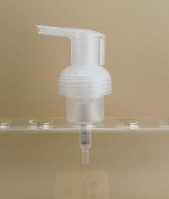 শ্যাম্পুর বোতলের জন্য সূক্ষ্ম নকশার স্বচ্ছ প্লাস্টিক ফোম পাম্প