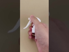 হোয়াইট প্লাস্টিকের মিনি ট্রিগার স্প্রেয়ার K601-1 হেয়ারড্রেসিংয়ের জন্য