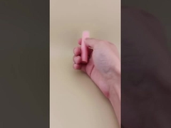 লিপস্টিকের জন্য স্বচ্ছ রেবেড ক্যাপ সহ গোলাপী ছোট ঠোঁট মলম প্যাকেজিং