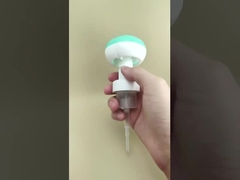 শিশুদের হ্যান্ড স্যানিটাইজার বোতলগুলির জন্য সুন্দর ডিজাইনের সায়ান প্লাস্টিক ফুলের আকারের ফোম পাম্প