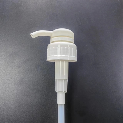 K206-11 চকচকে সাদা স্ক্রু লোশন পাম্প ডিসচার্জ রেট 4ml/T ননস্পিল স্প্রিং ইনসাইড
